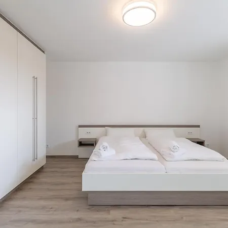Seeterrassen, 27 Apartment *