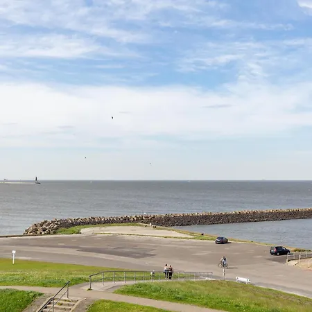 Seeterrassen, 27 *